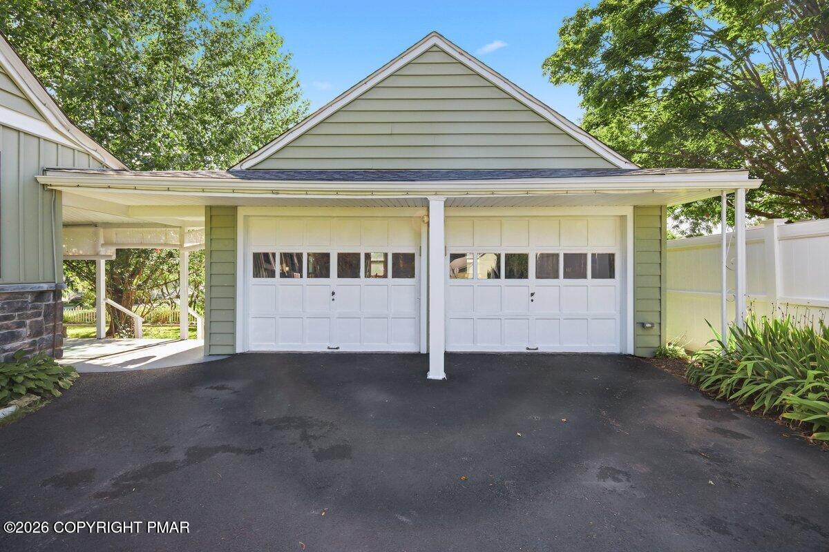125 Rosemond Avenue Property Photo 3
