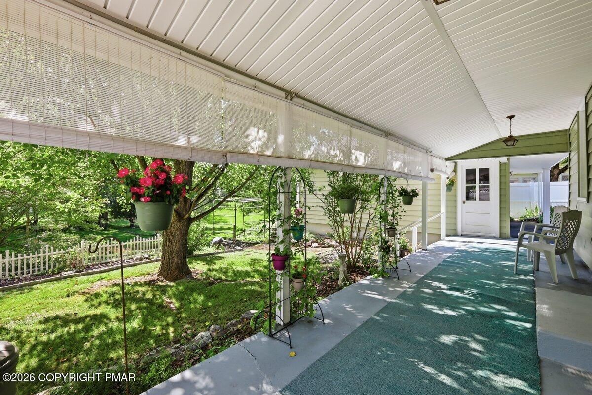 125 Rosemond Avenue Property Photo 8