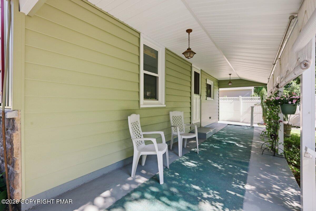 125 Rosemond Avenue Property Photo 9