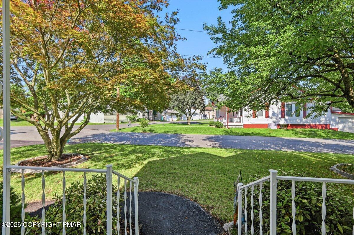 125 Rosemond Avenue Property Photo 16