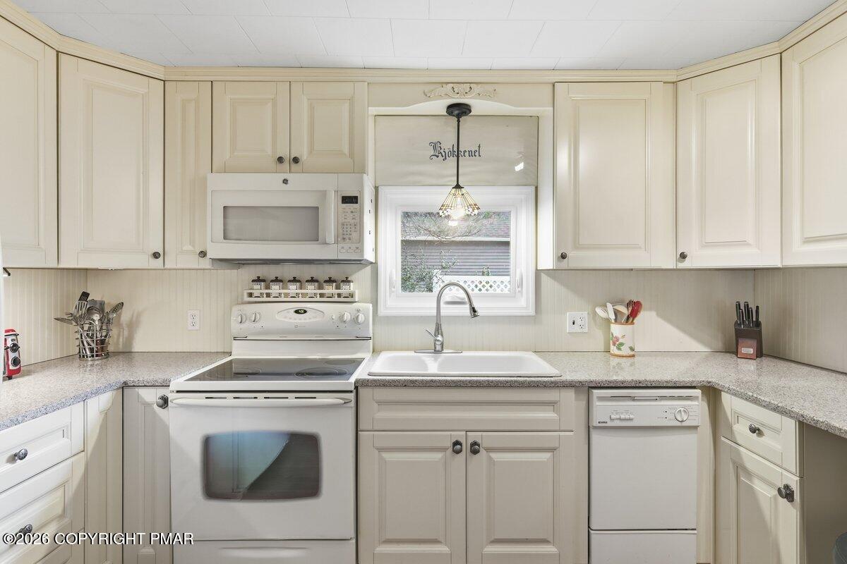 125 Rosemond Avenue Property Photo 18