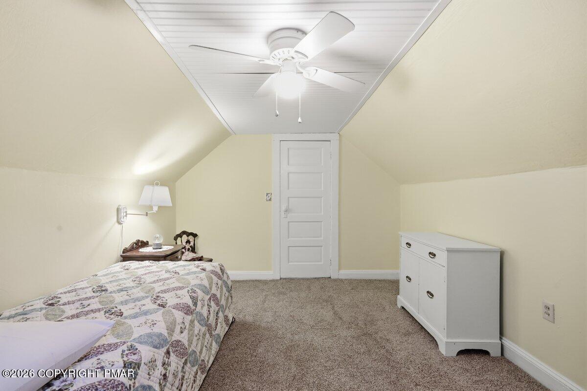 125 Rosemond Avenue Property Photo 32