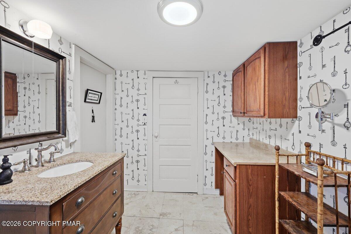 125 Rosemond Avenue Property Photo 35