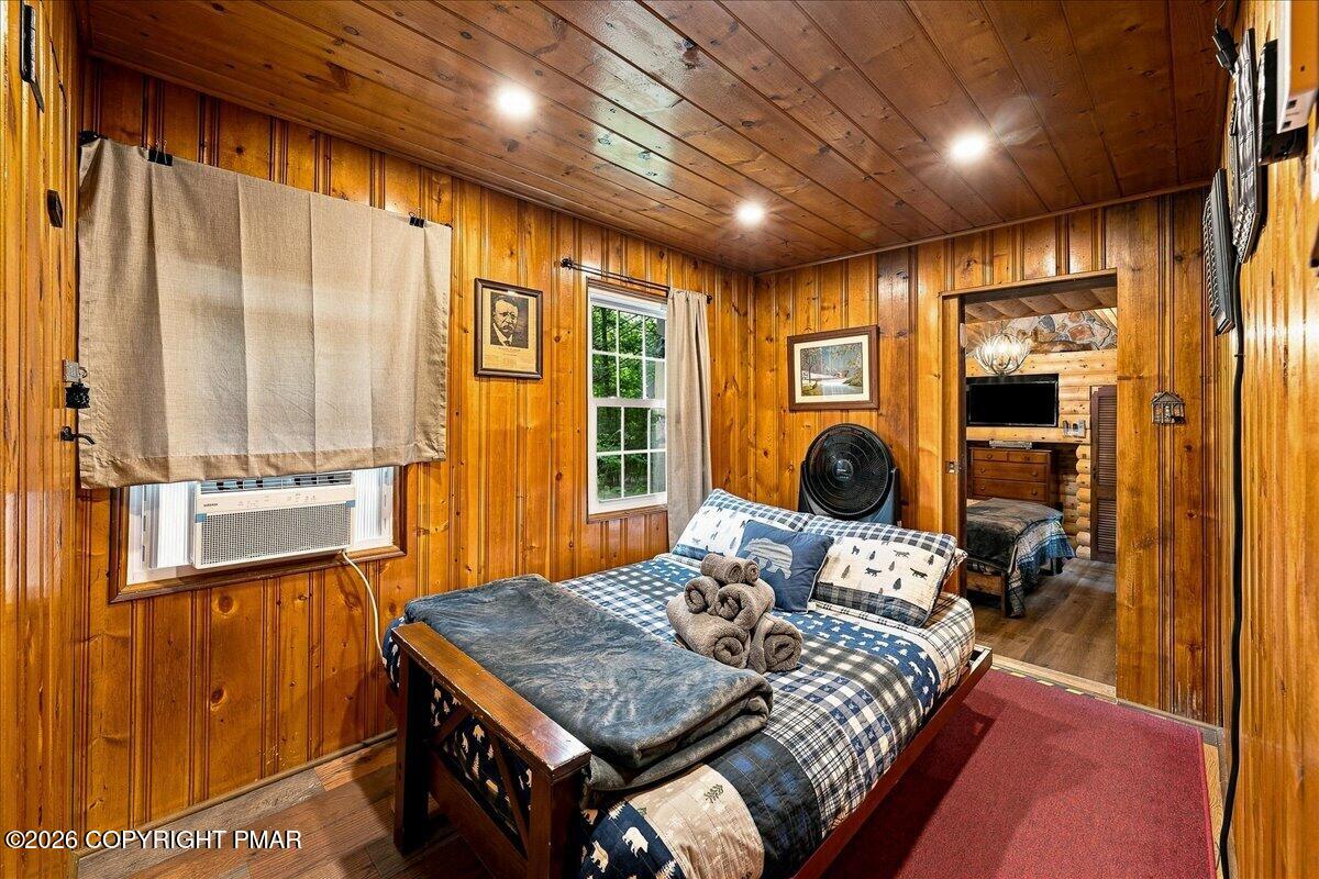 1021 Country Creek Lane Property Photo 15