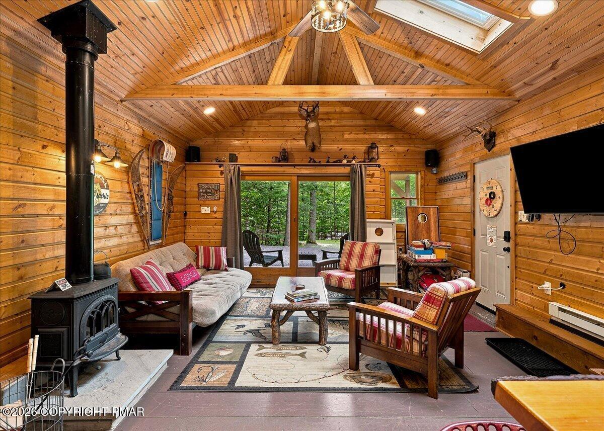 1021 Country Creek Lane Property Photo 35