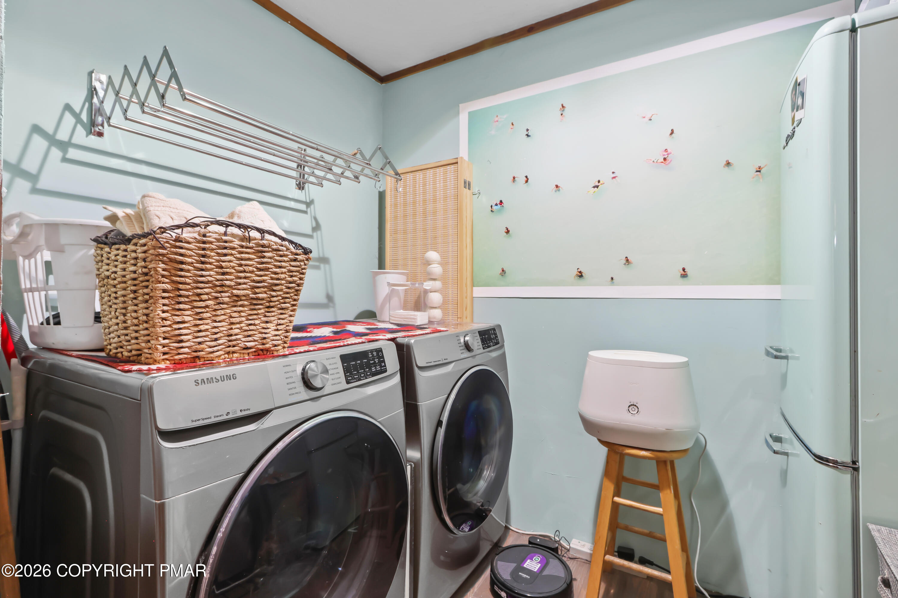 5218 Woodbridge Drive E Property Photo 18
