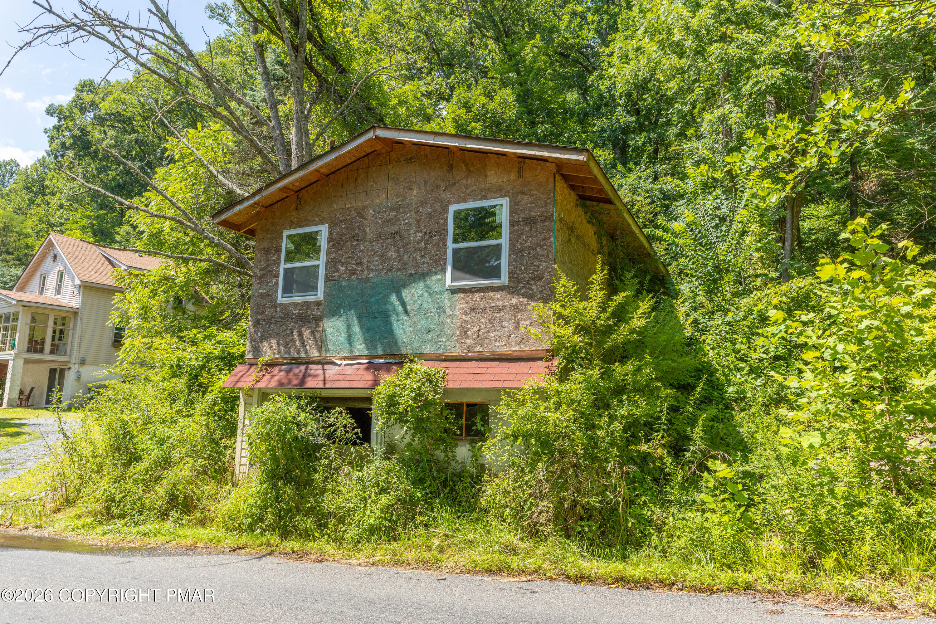 6775 Cherry Valley Road Property Photo 2