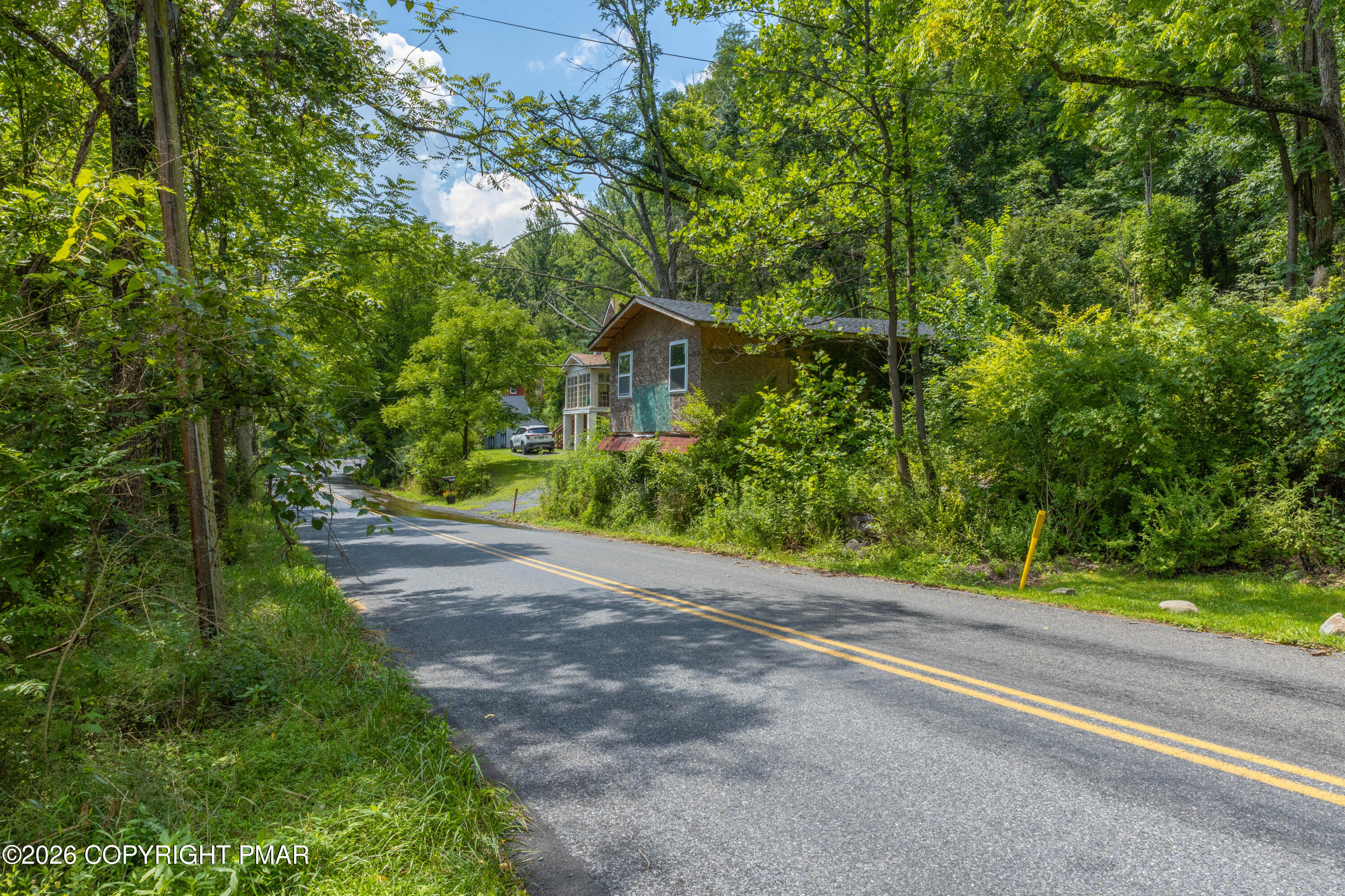 6775 Cherry Valley Road Property Photo 5