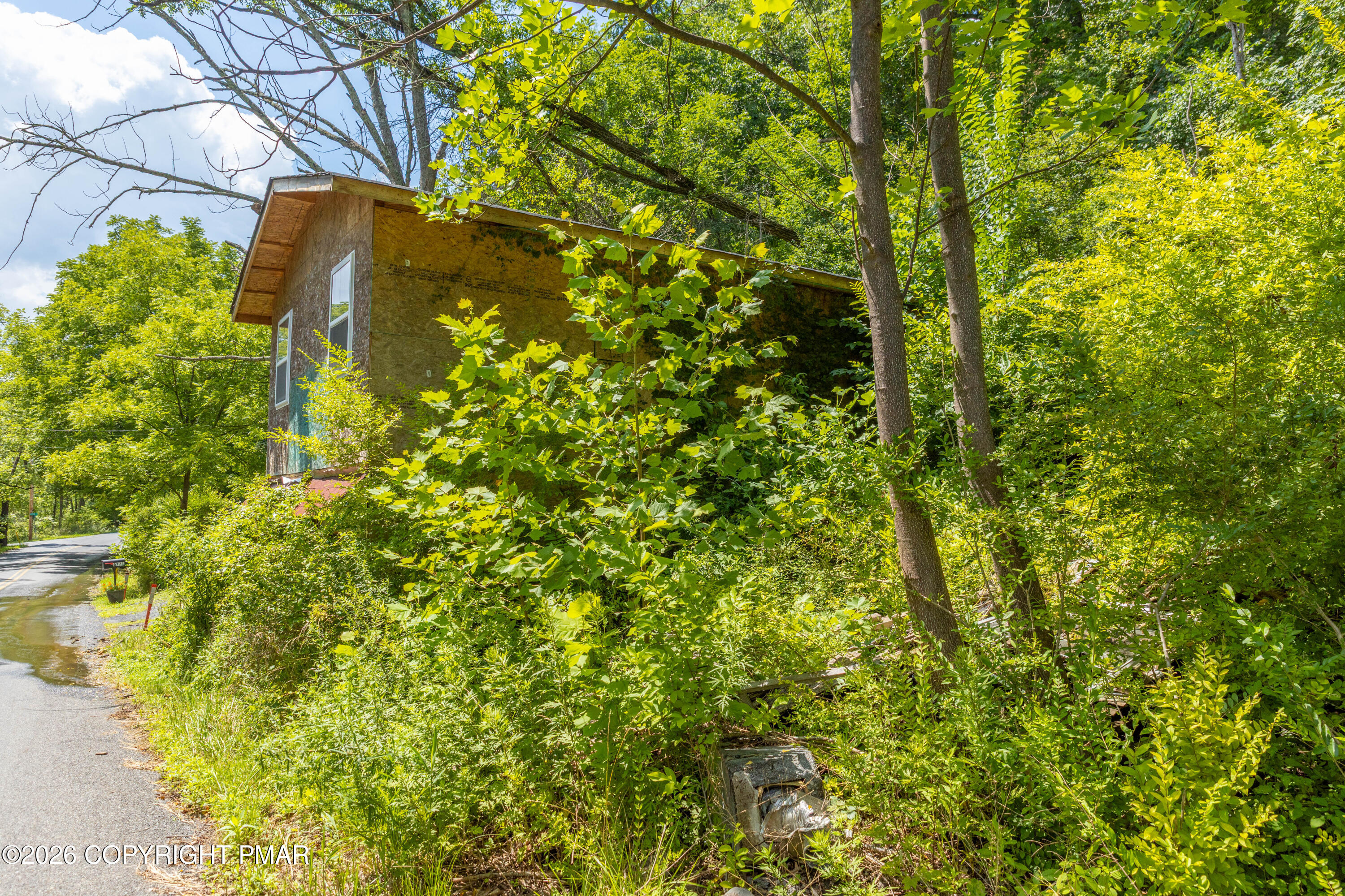 6775 Cherry Valley Road Property Photo 13