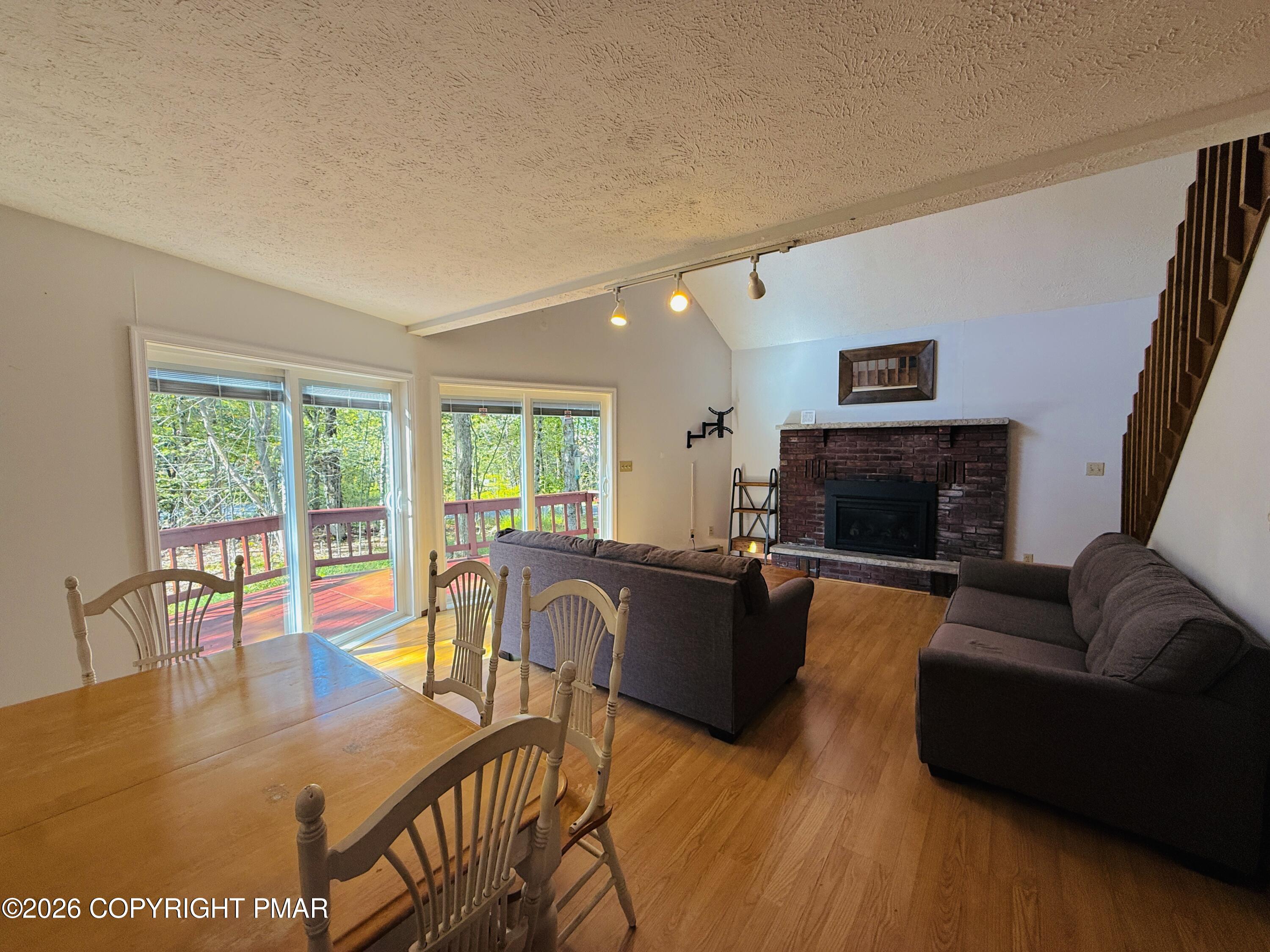 4204 Hickory Road Property Photo 12