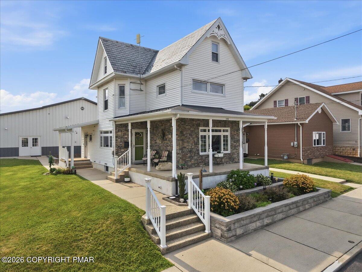 238 N 7th Street Property Photo 1