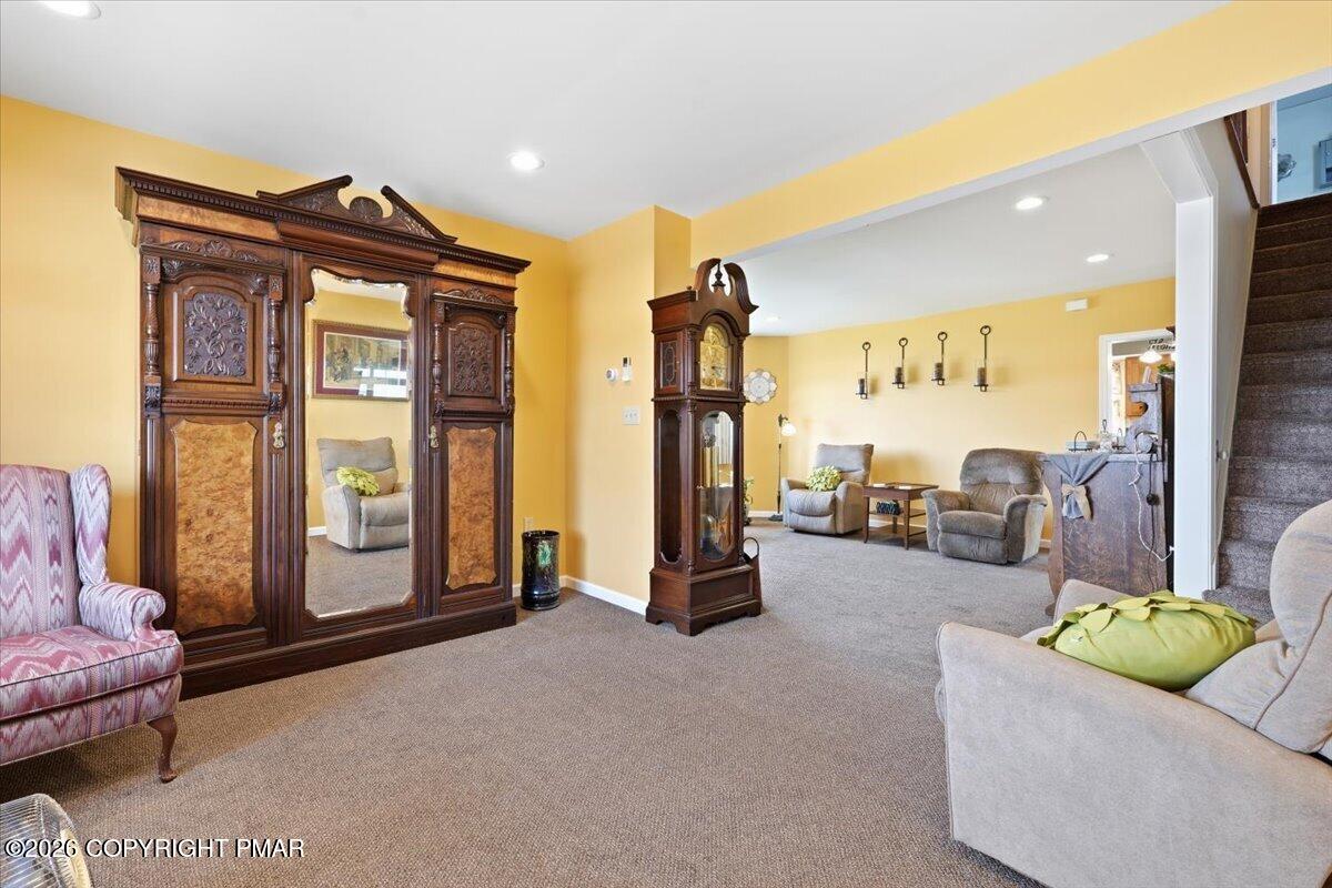 238 N 7th Street Property Photo 8