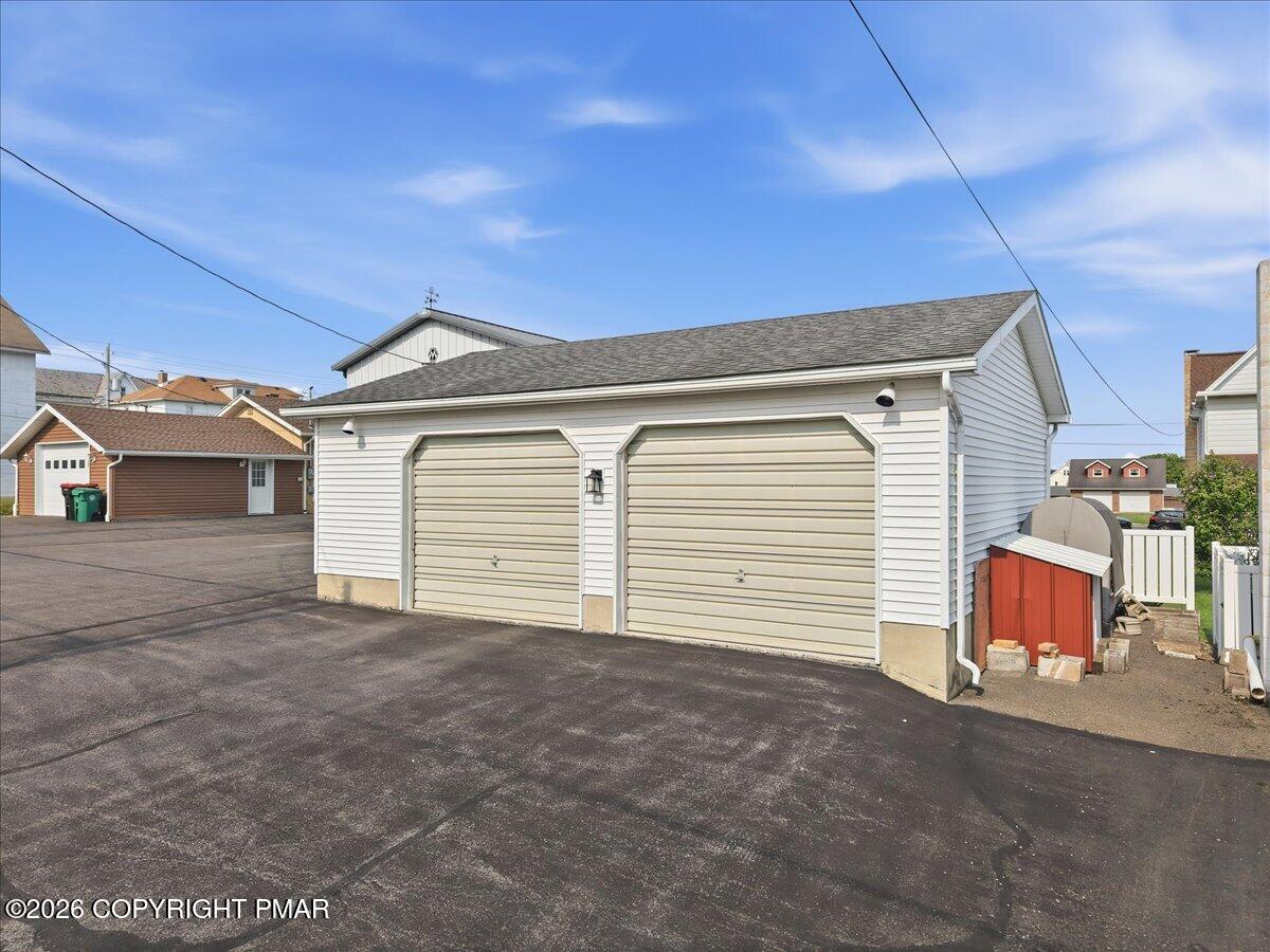238 N 7th Street Property Photo 55