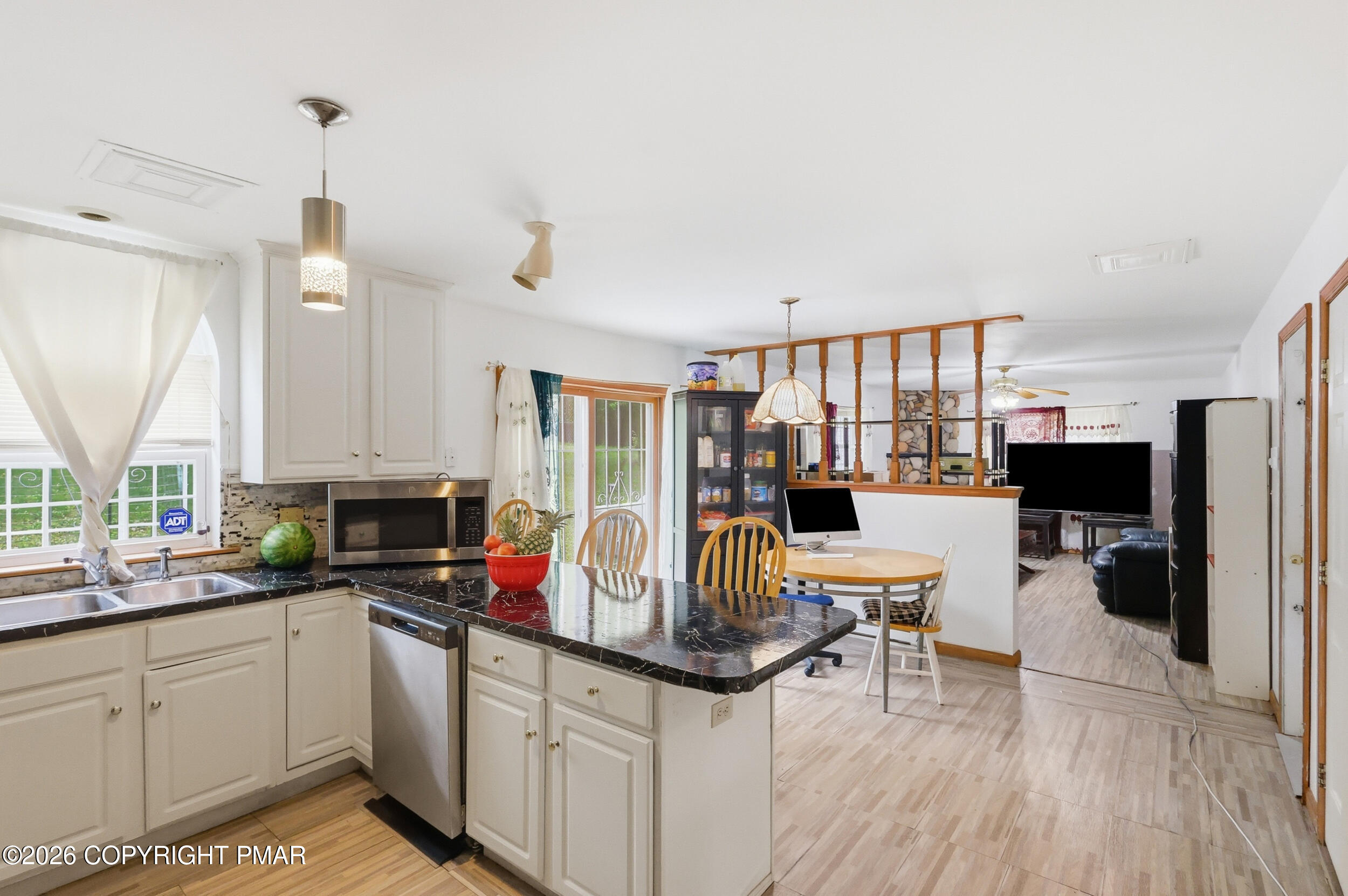 222 Martha Lane Property Photo 8