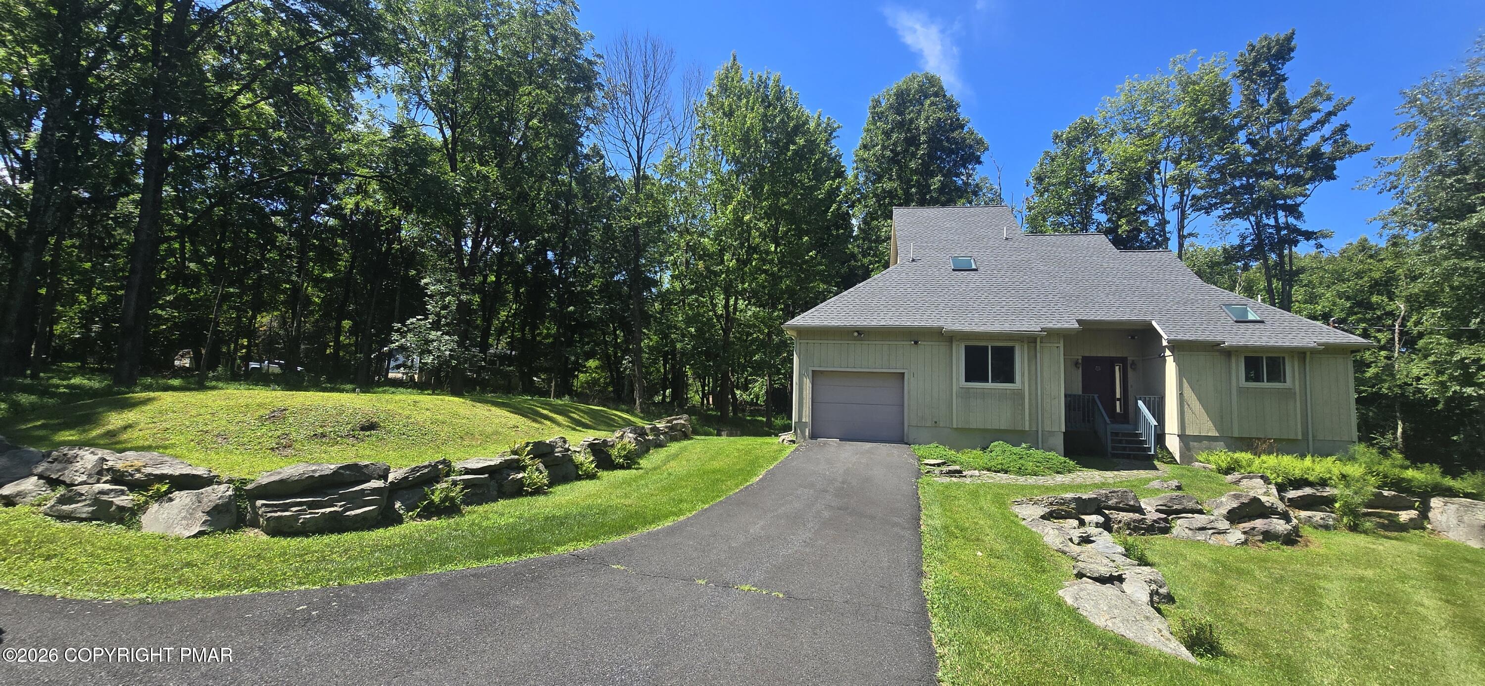 198 Shine Hill Road Property Photo 2