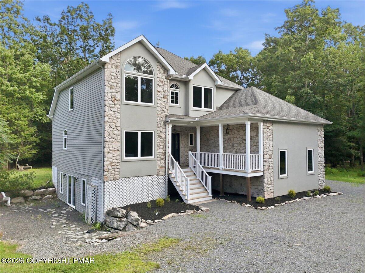 5327 Maple Lane Property Photo 3
