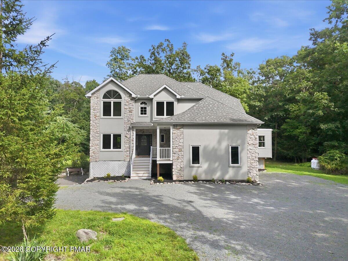 5327 Maple Lane Property Photo 6