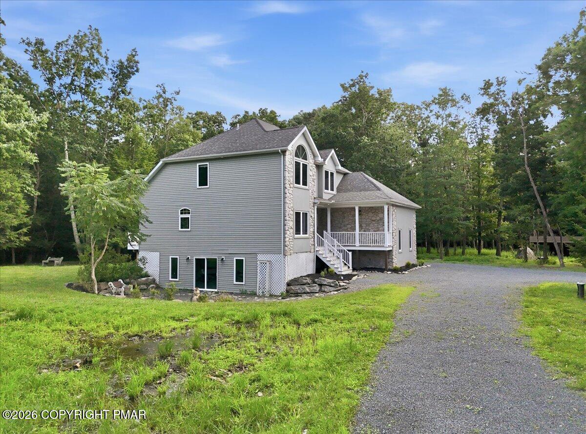 5327 Maple Lane Property Photo 7
