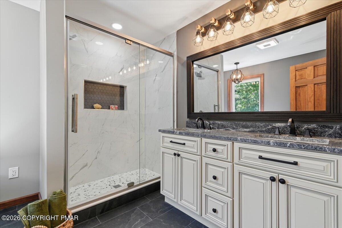 5327 Maple Lane Property Photo 48