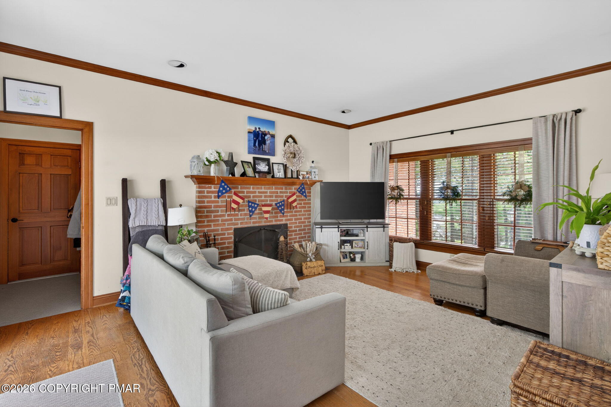 595 Walnut Avenue Property Photo 47