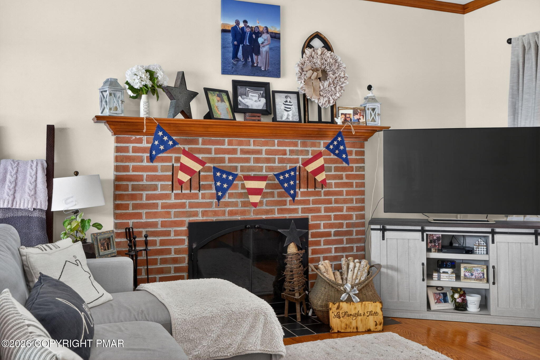 595 Walnut Avenue Property Photo 48