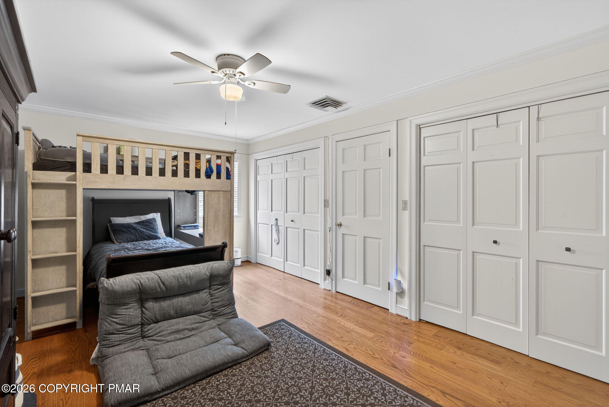 595 Walnut Avenue Property Photo 56