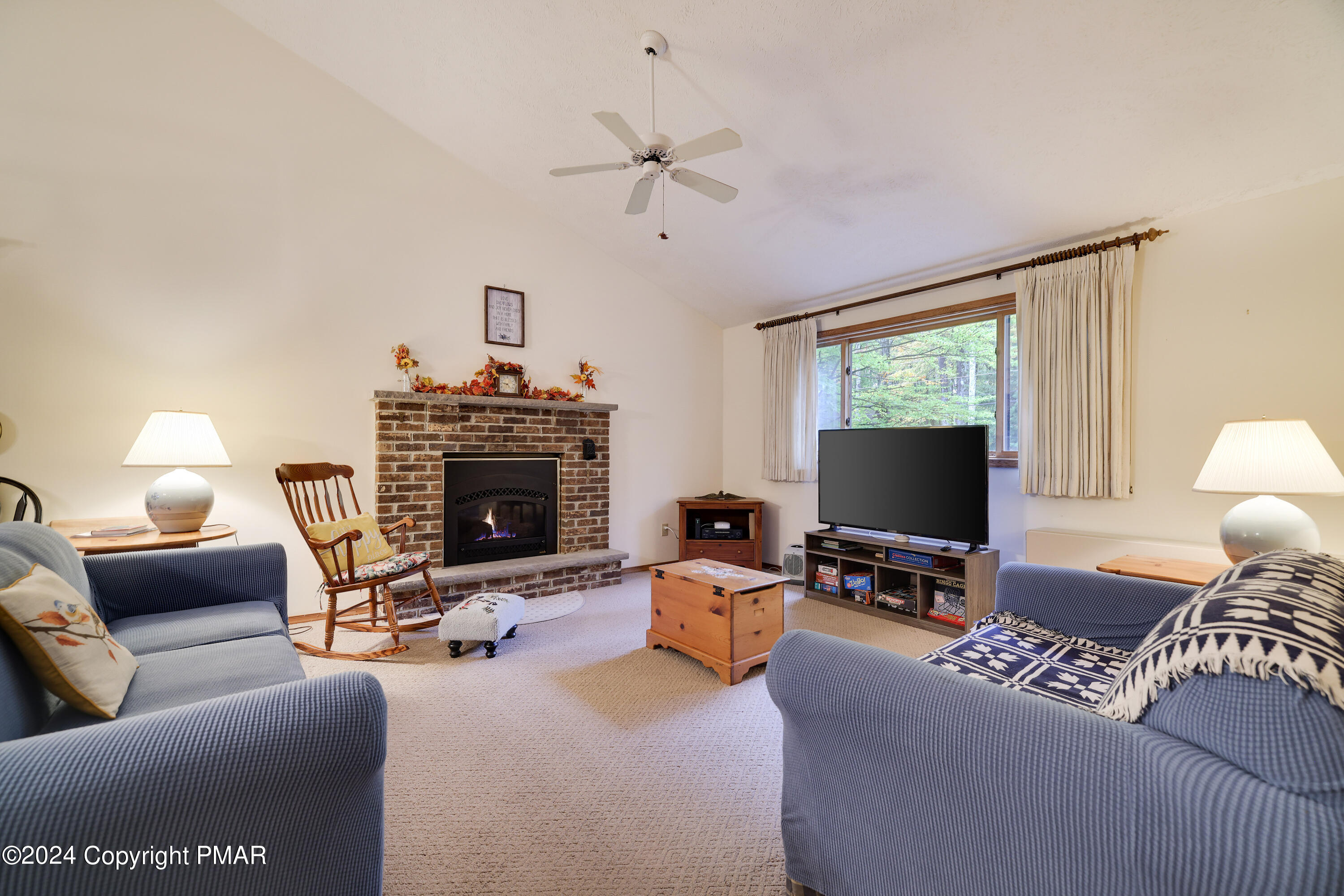 279 Paxinos Drive Property Photo 3