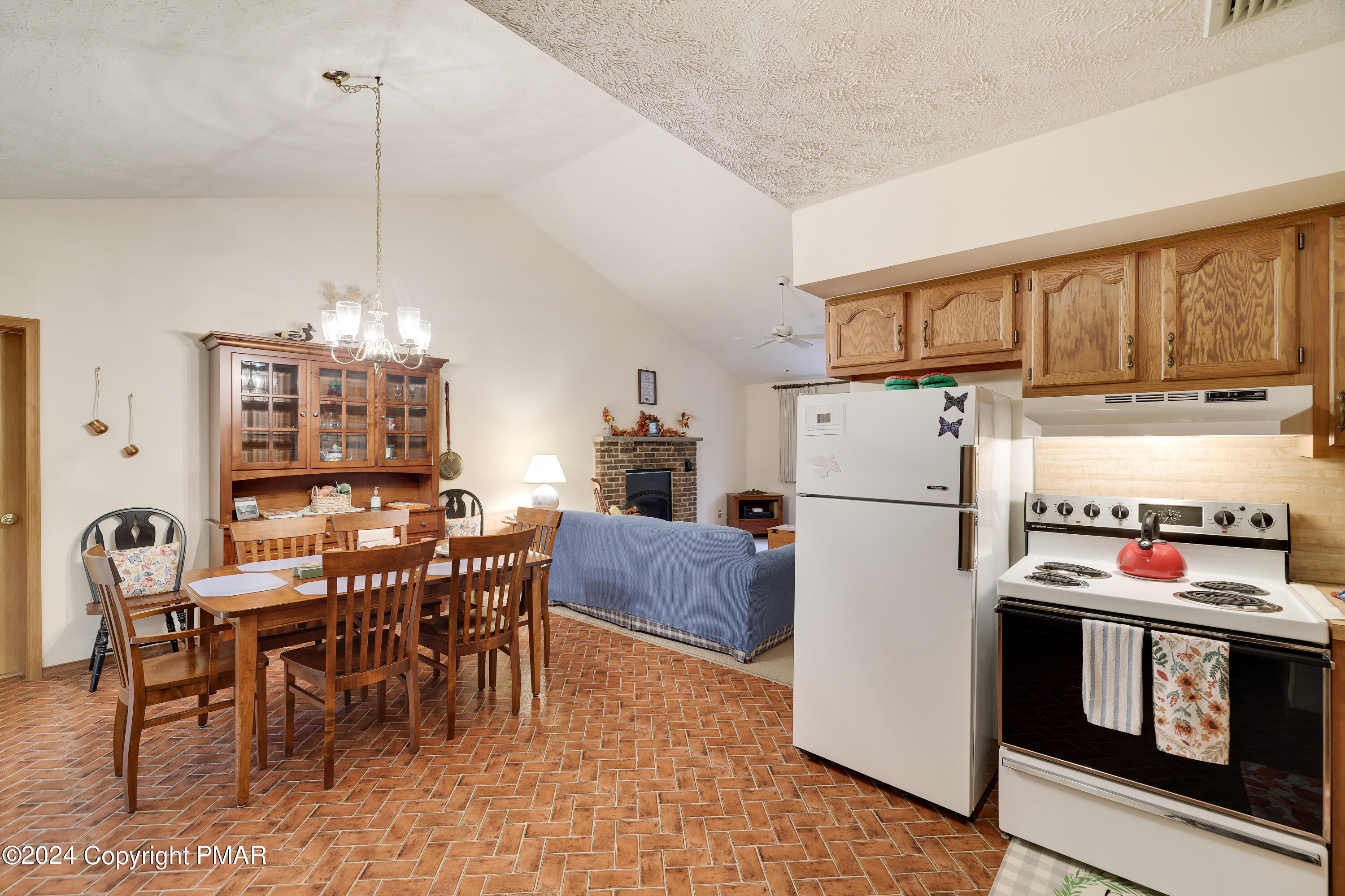 279 Paxinos Drive Property Photo 12