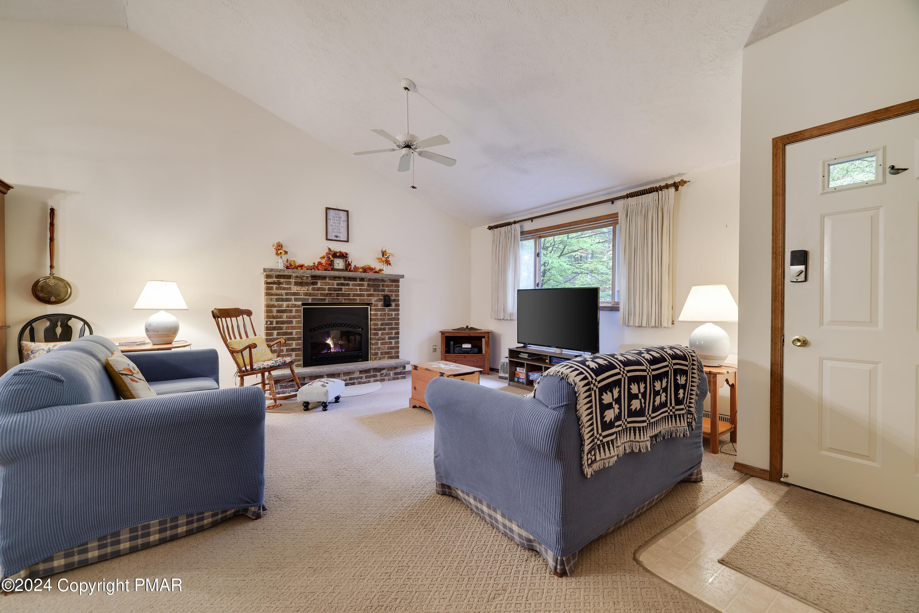 279 Paxinos Drive Property Photo 14
