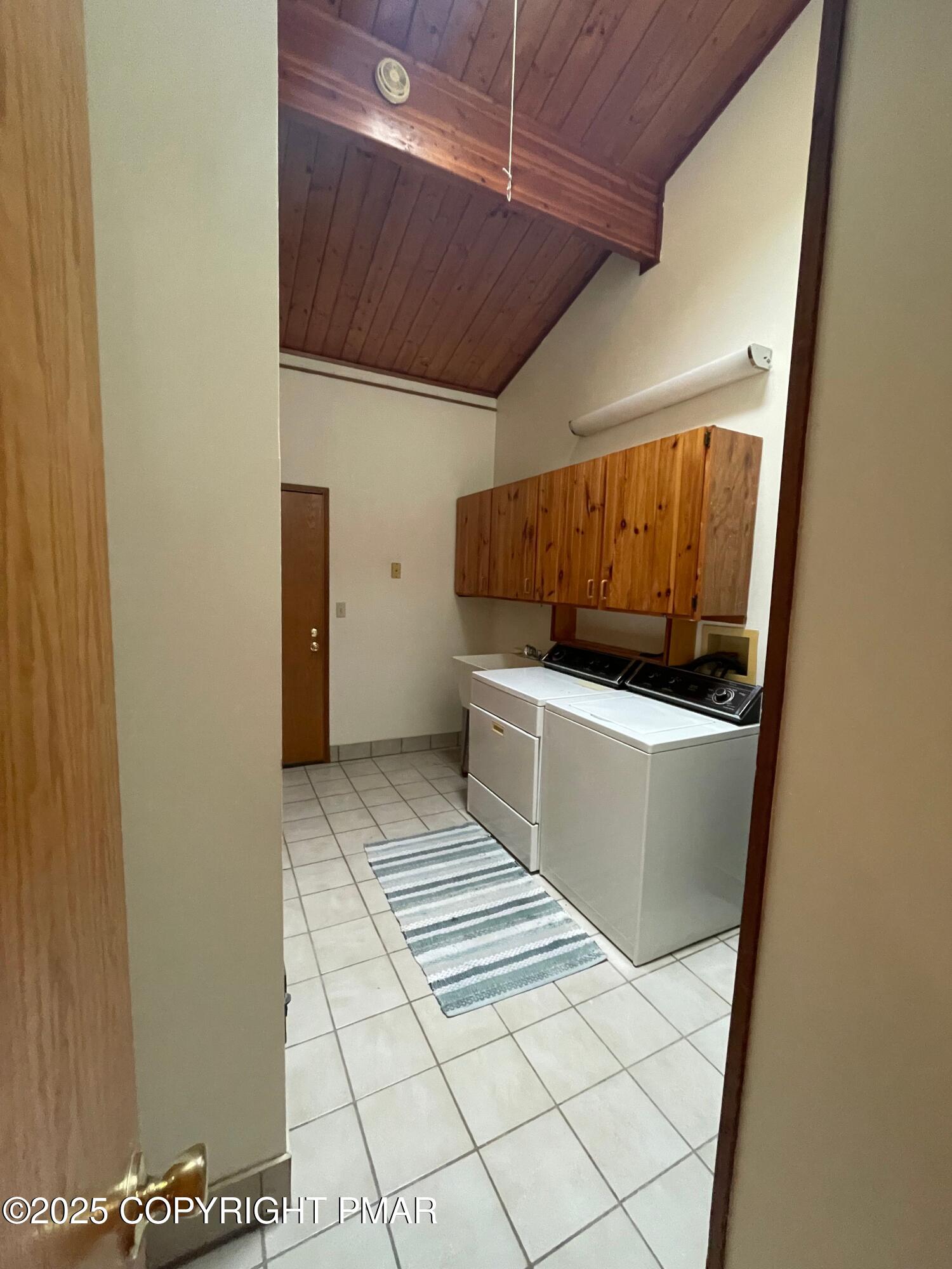 3530 Spruce Cabin Road Property Photo 18