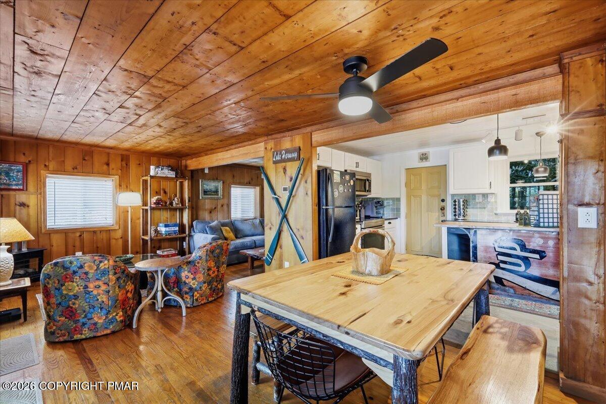 71 S Lake Drive Property Photo 11