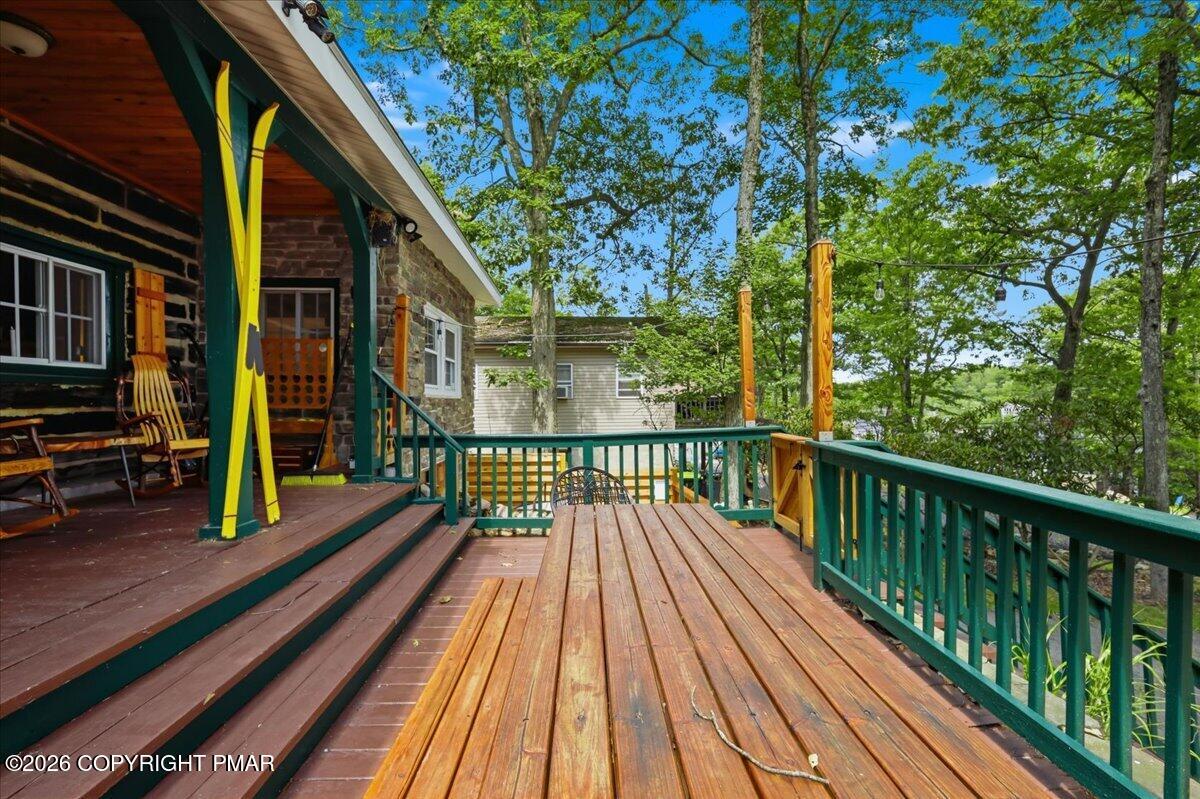 71 S Lake Drive Property Photo 44