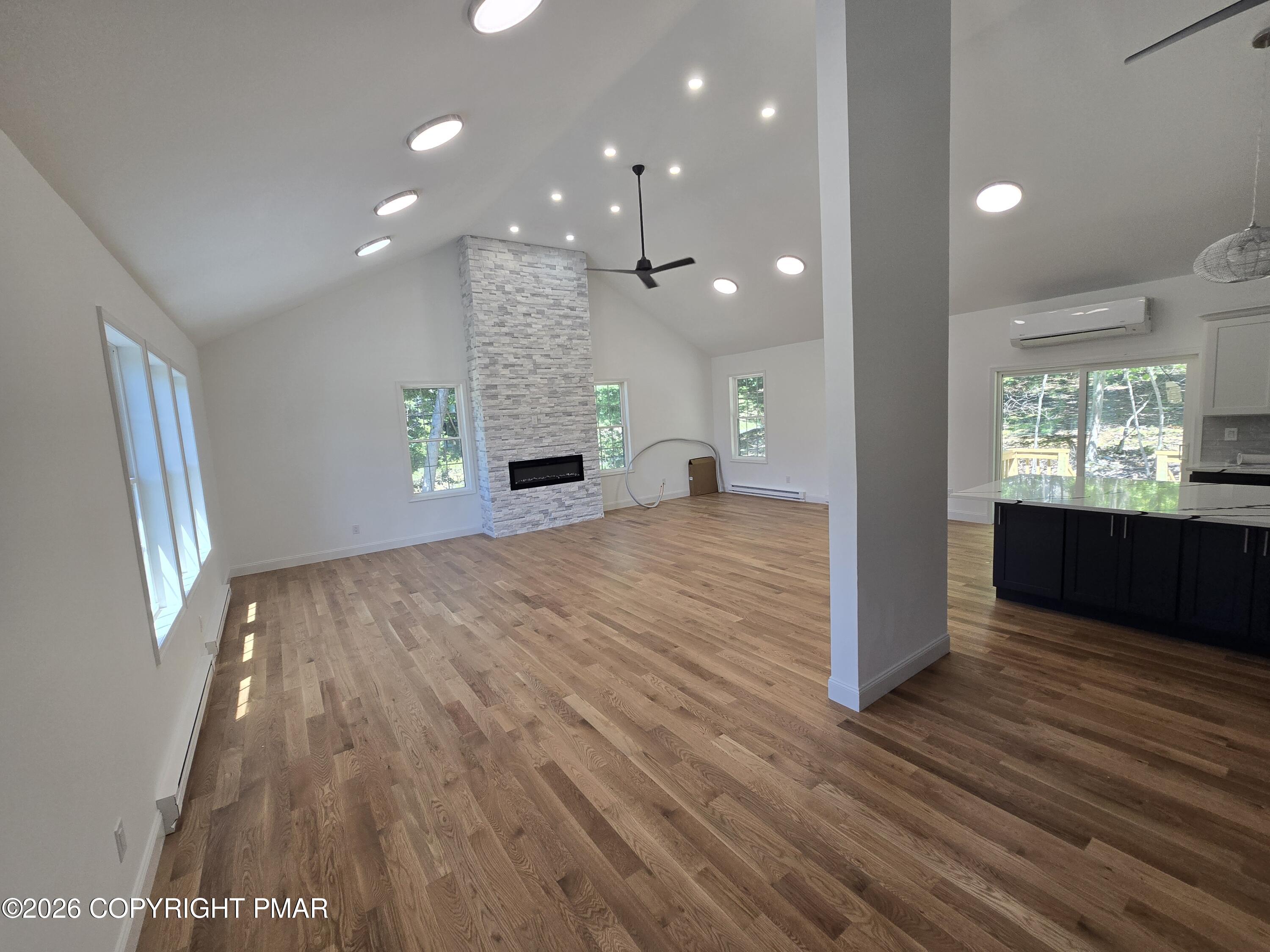 211 Brentwood Drive Property Photo 9