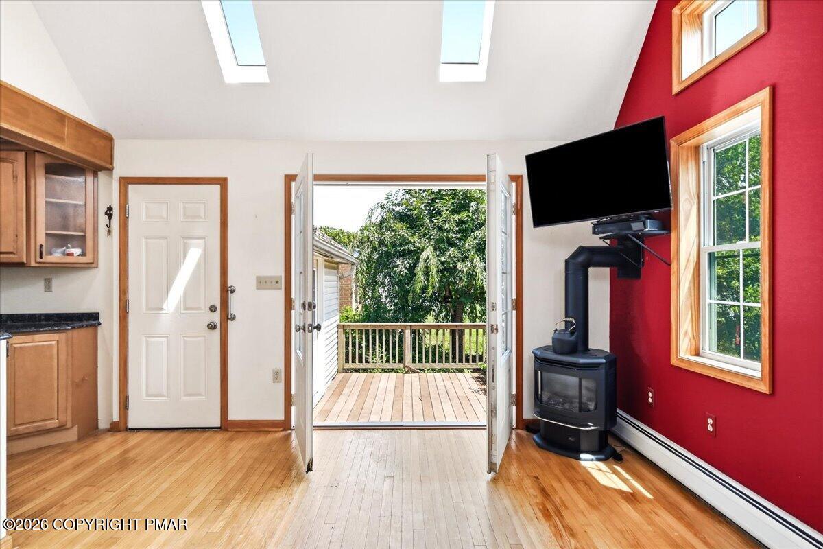 4460 Henry Street Property Photo 15