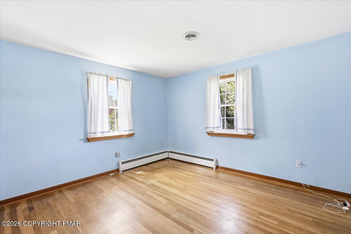 4460 Henry Street Property Photo 18