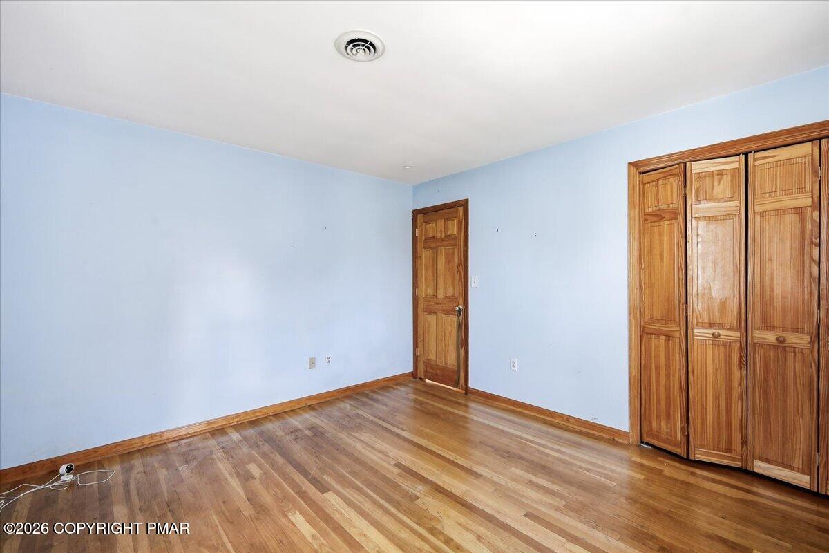 4460 Henry Street Property Photo 19