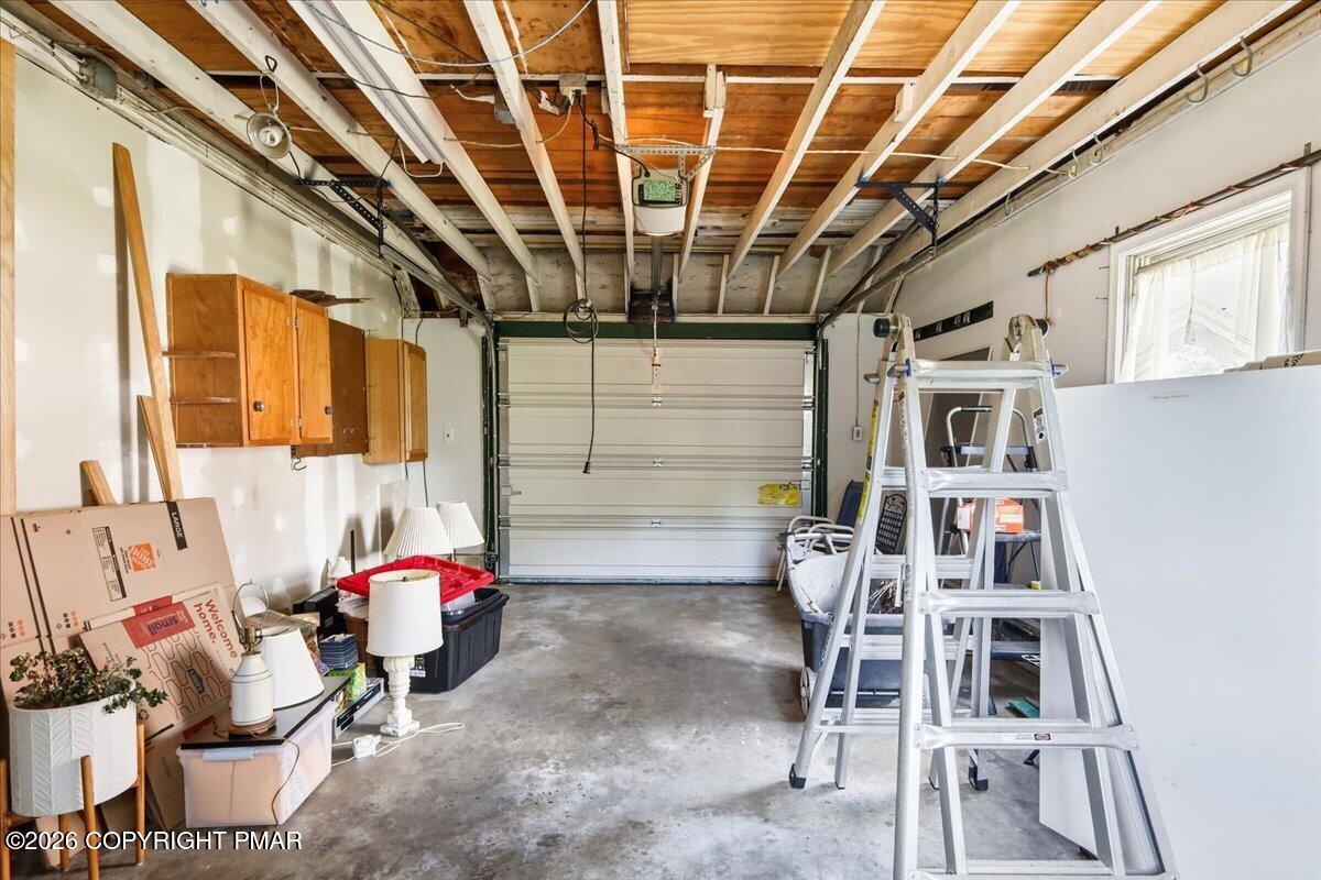 4460 Henry Street Property Photo 23