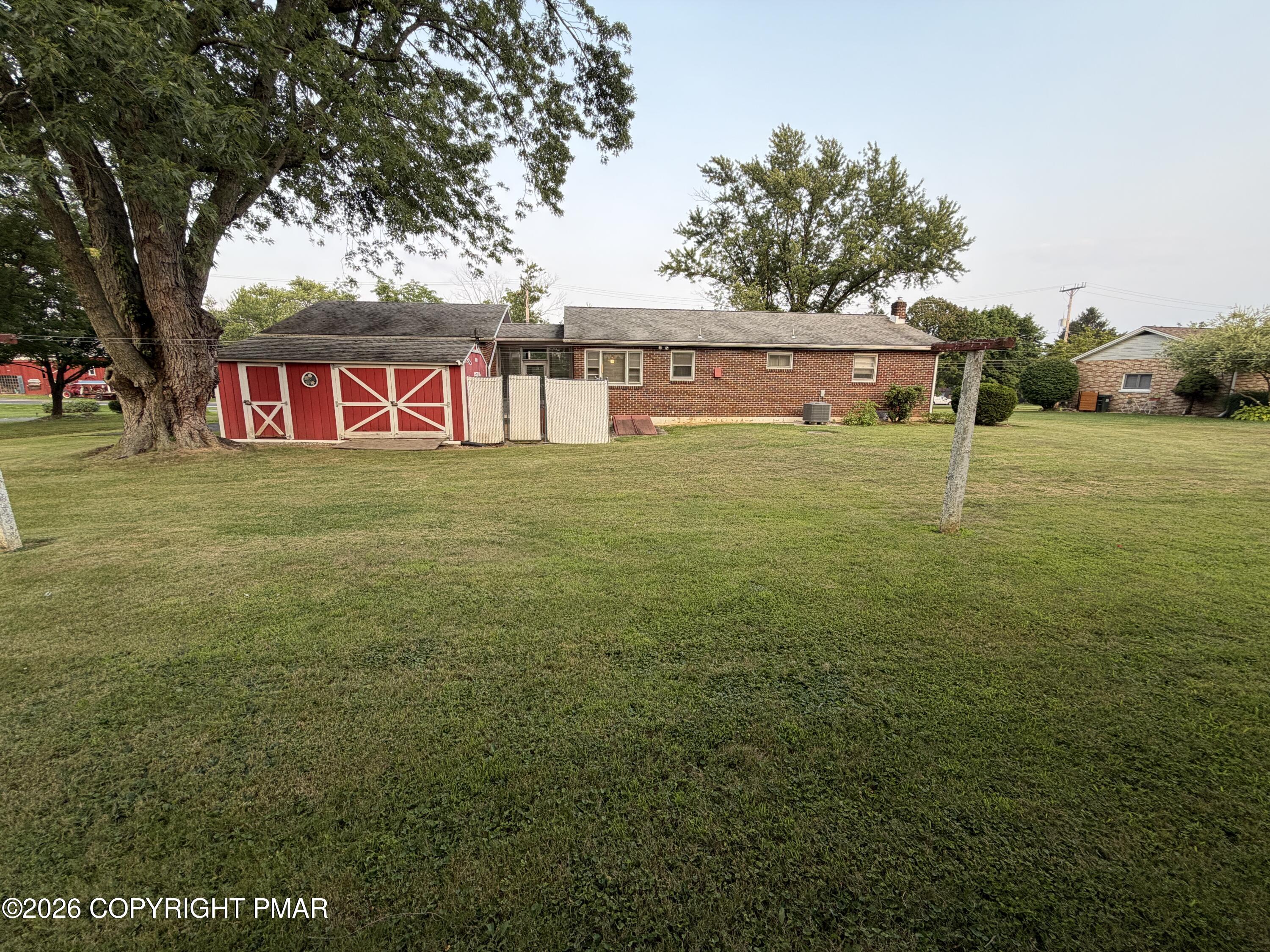 2662 Community Drive Property Photo 5