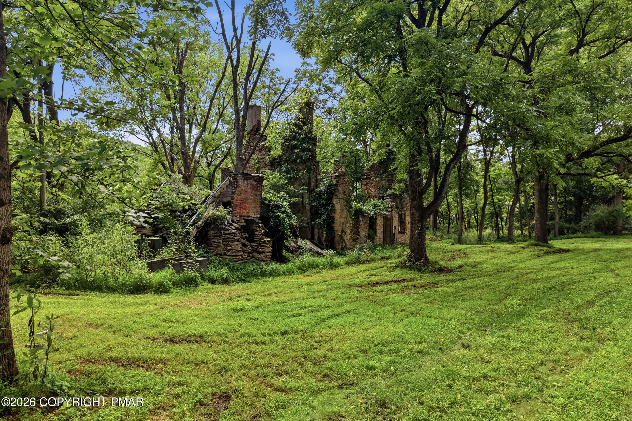 429 Riverview Drive Property Photo 74