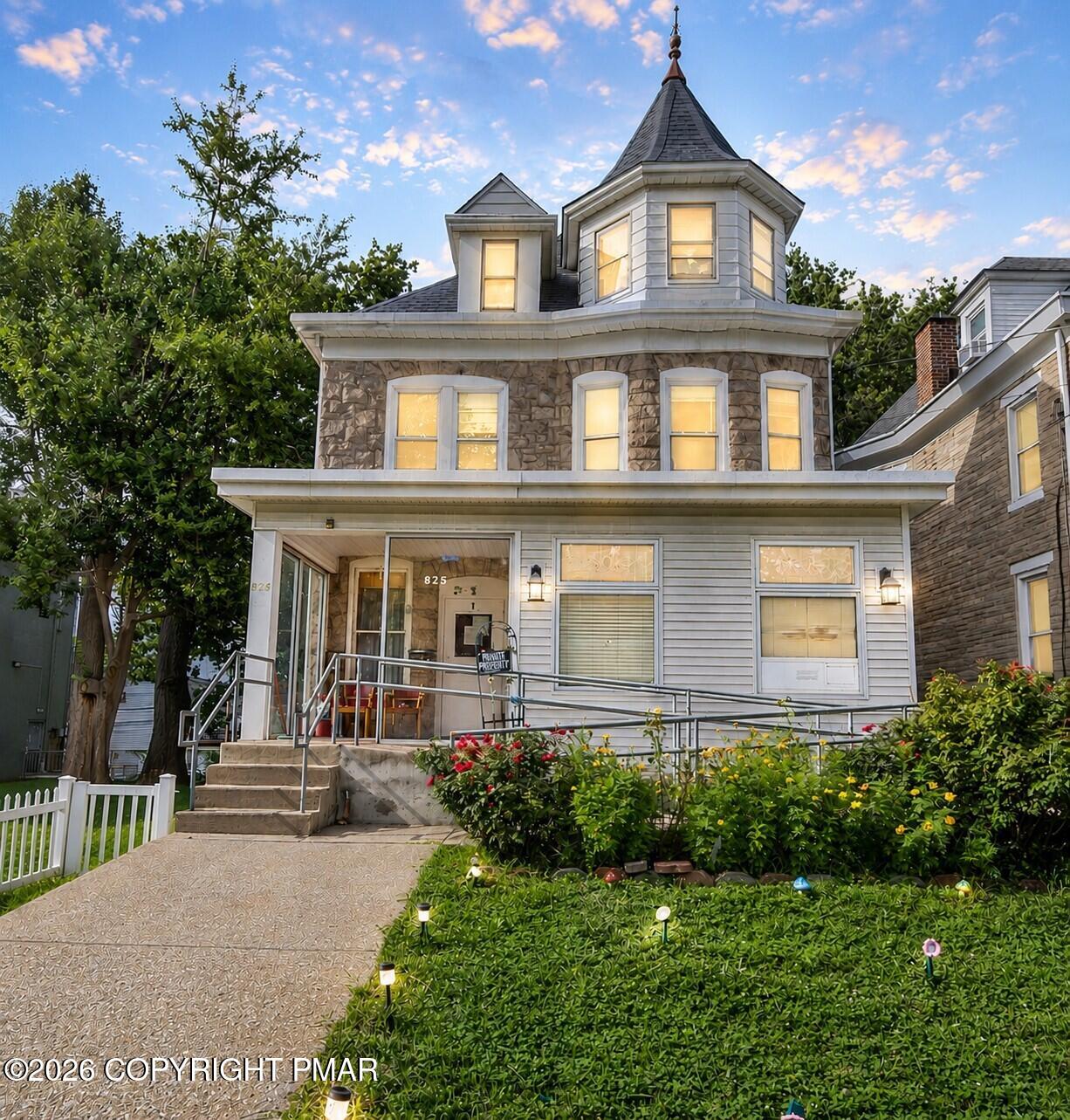 825 Lehigh Street Property Photo 1