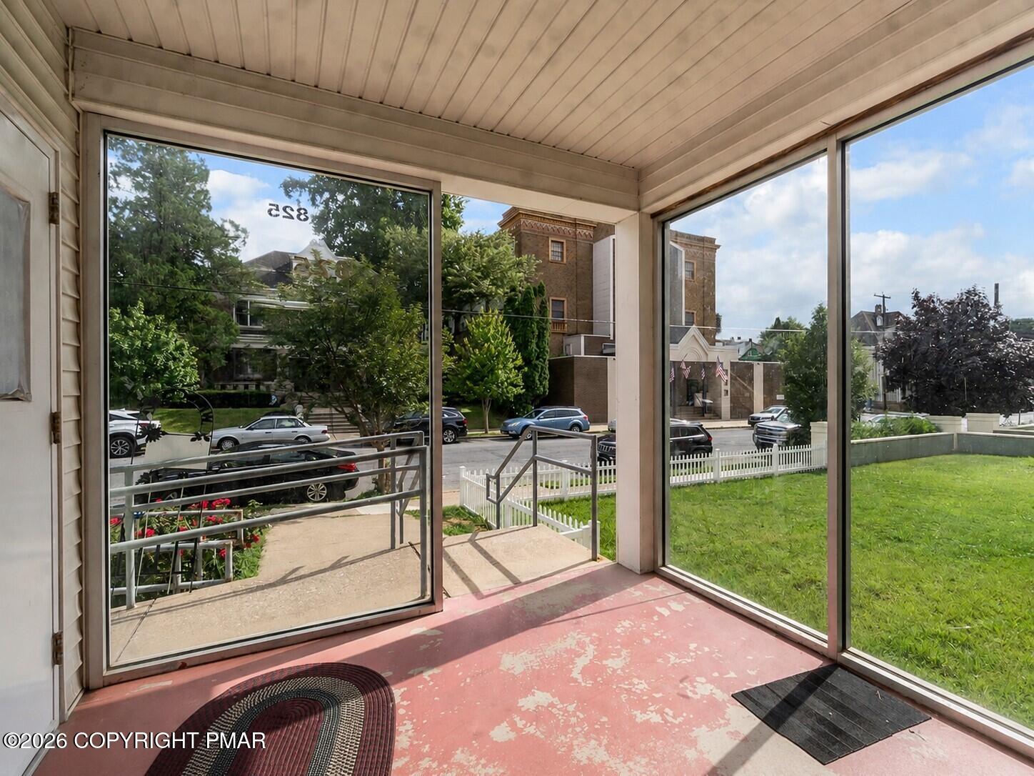 825 Lehigh Street Property Photo 5