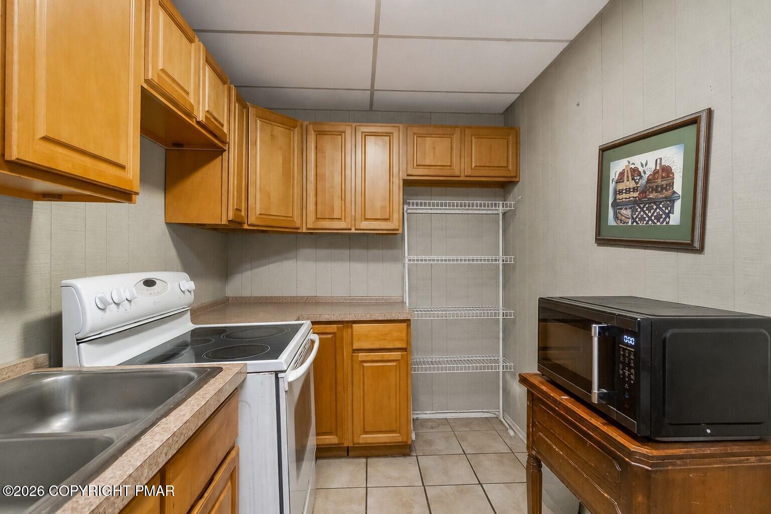 825 Lehigh Street Property Photo 9