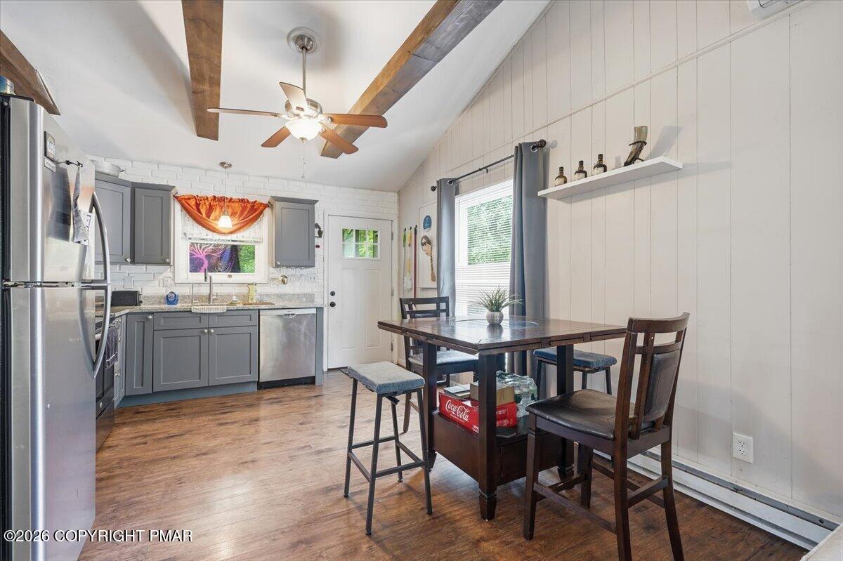 109 Stuart Place Property Photo 9
