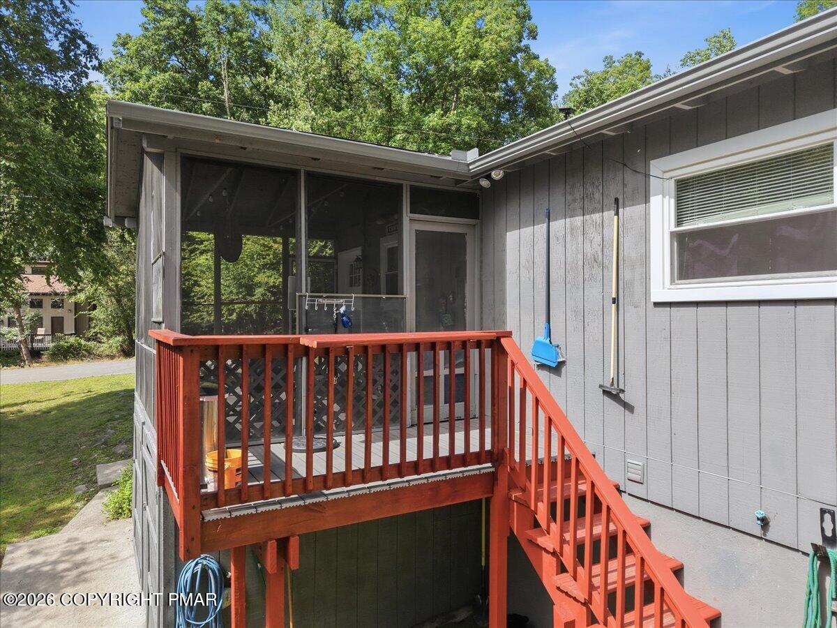 109 Stuart Place Property Photo 32