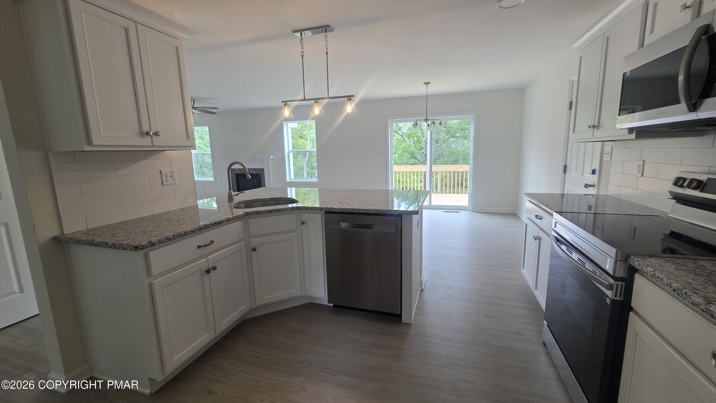 1369 Mutton Hollow Road Property Photo 9
