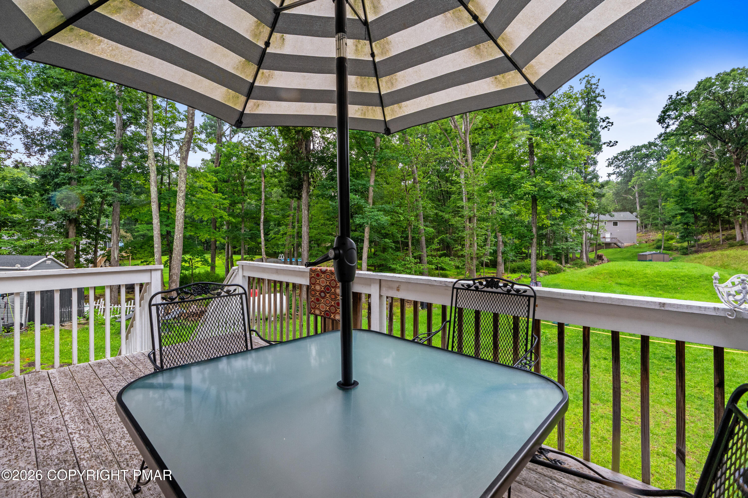 195 Sunrise Loop Property Photo 7