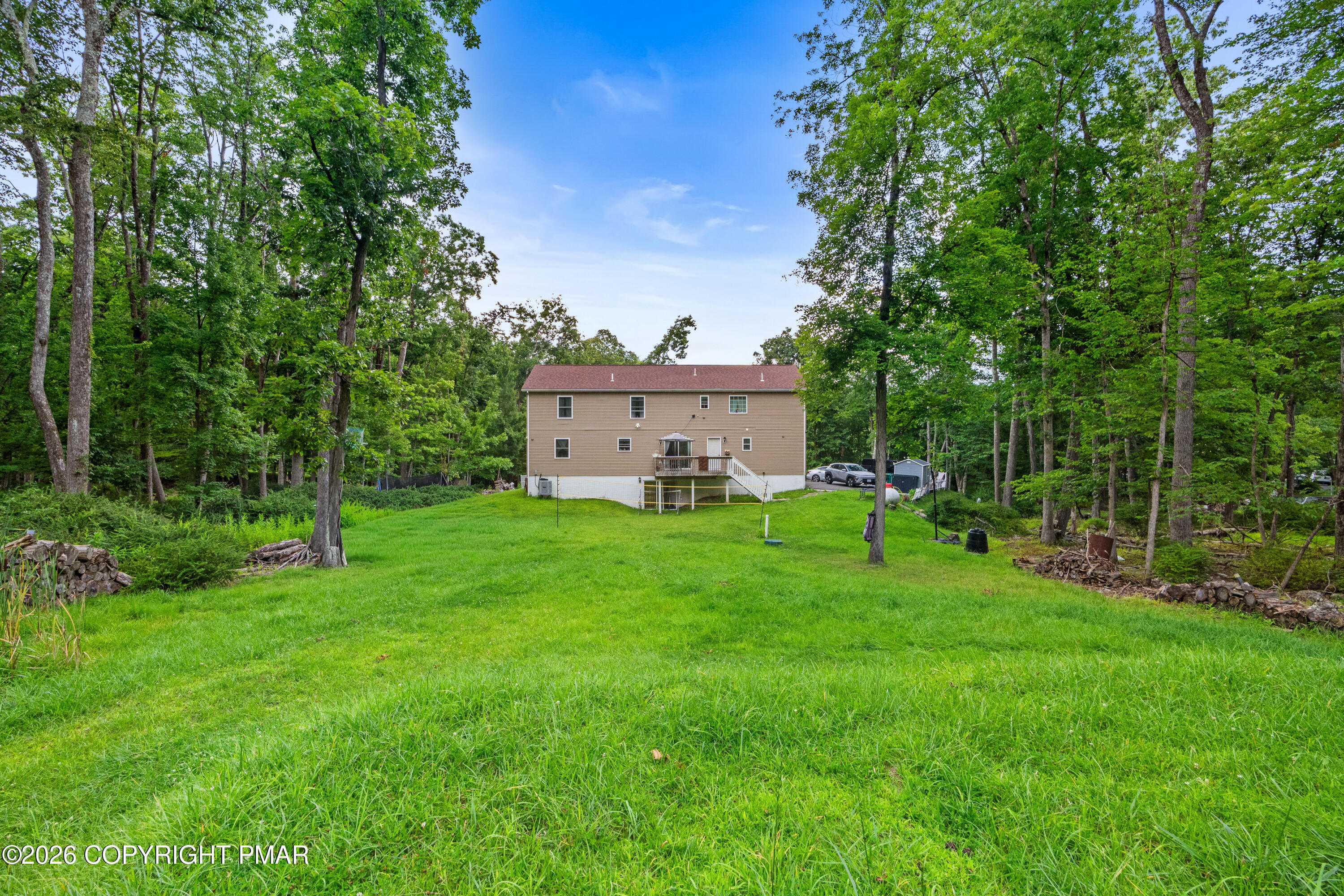 195 Sunrise Loop Property Photo 9