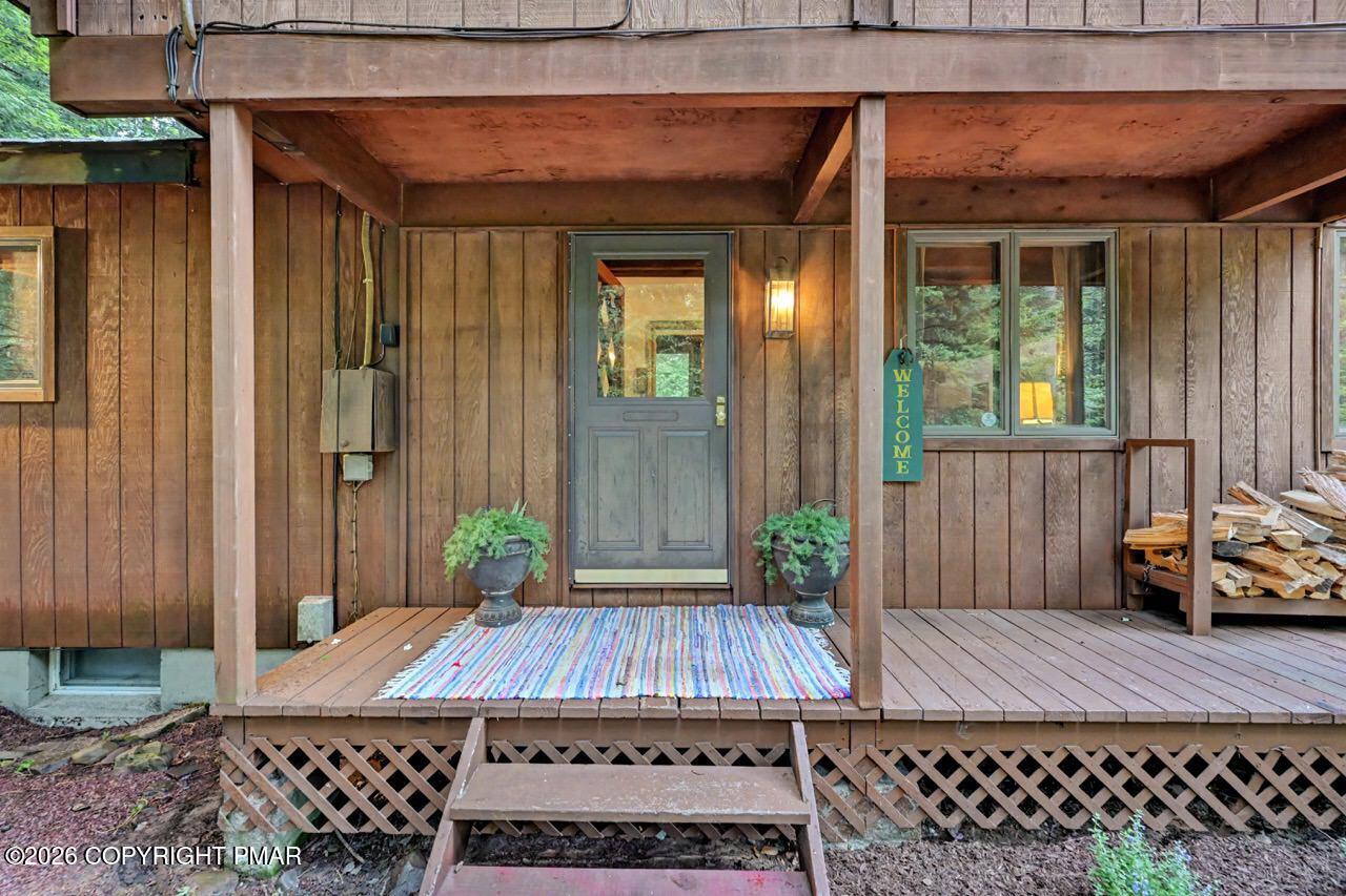 1177 Deer Trail Road Property Photo 14