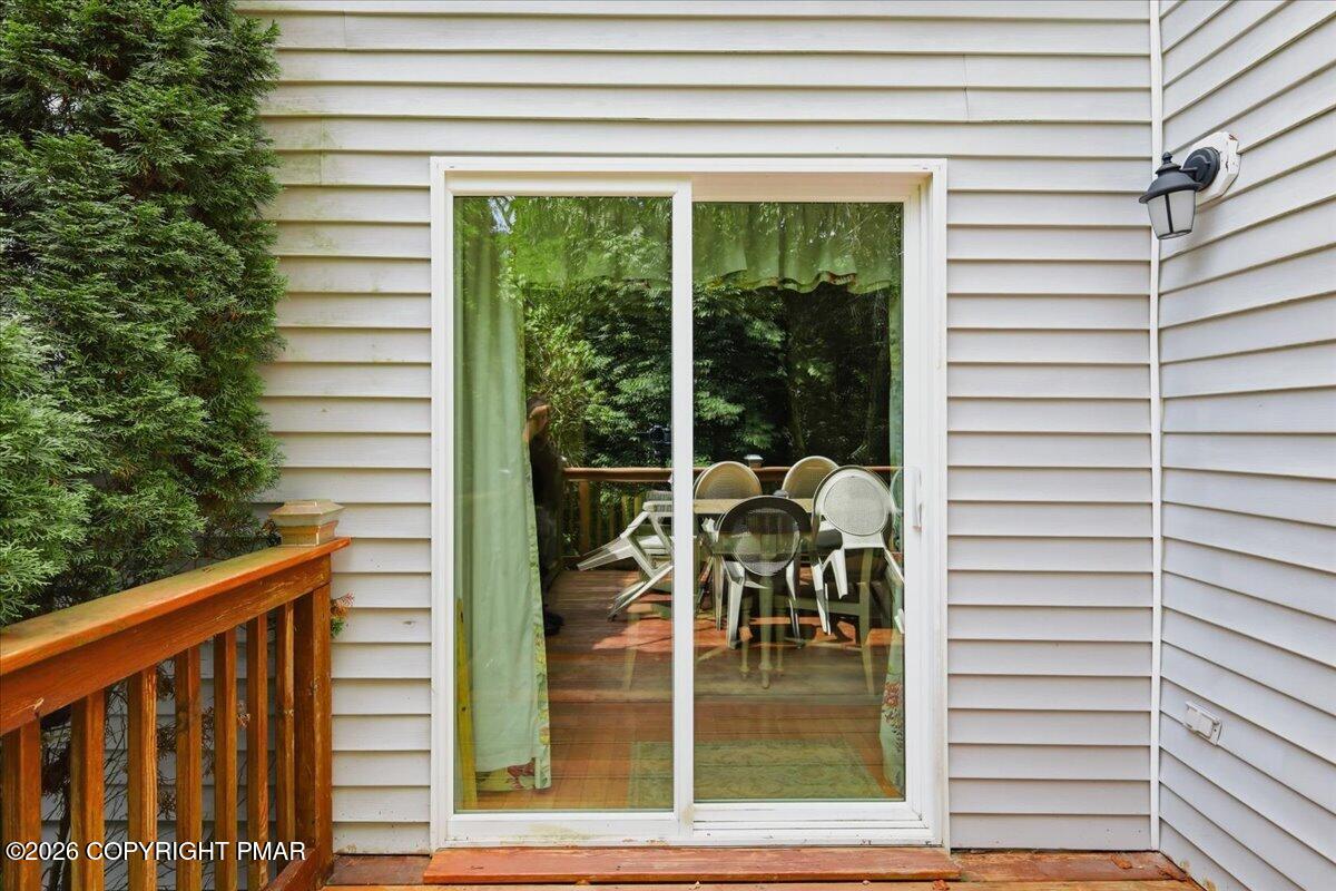 255 Nittany Court Property Photo 8