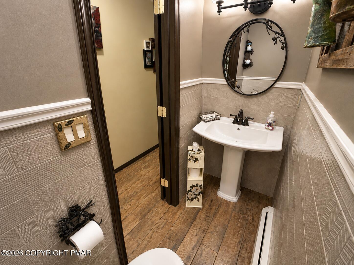 215 Maple Ridge Drive Property Photo 11